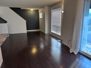 114-12050 17 Av SW in Edmonton, AB - Building Photo - Building Photo