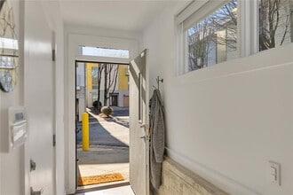1213 Van Allen Mews NW in Atlanta, GA - Building Photo - Building Photo