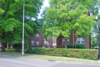 Mayflower Apartments in Nashville, TN - Building Photo - Building Photo