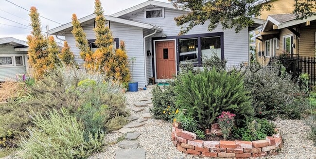 property at 5259 Aldama St