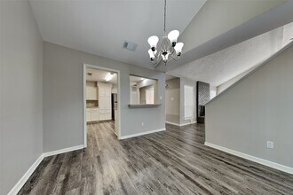 13202 Ravensway Dr in Cypress, TX - Building Photo - Building Photo