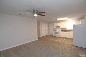 4848 Eva Dr in Pensacola, FL - Building Photo - Building Photo