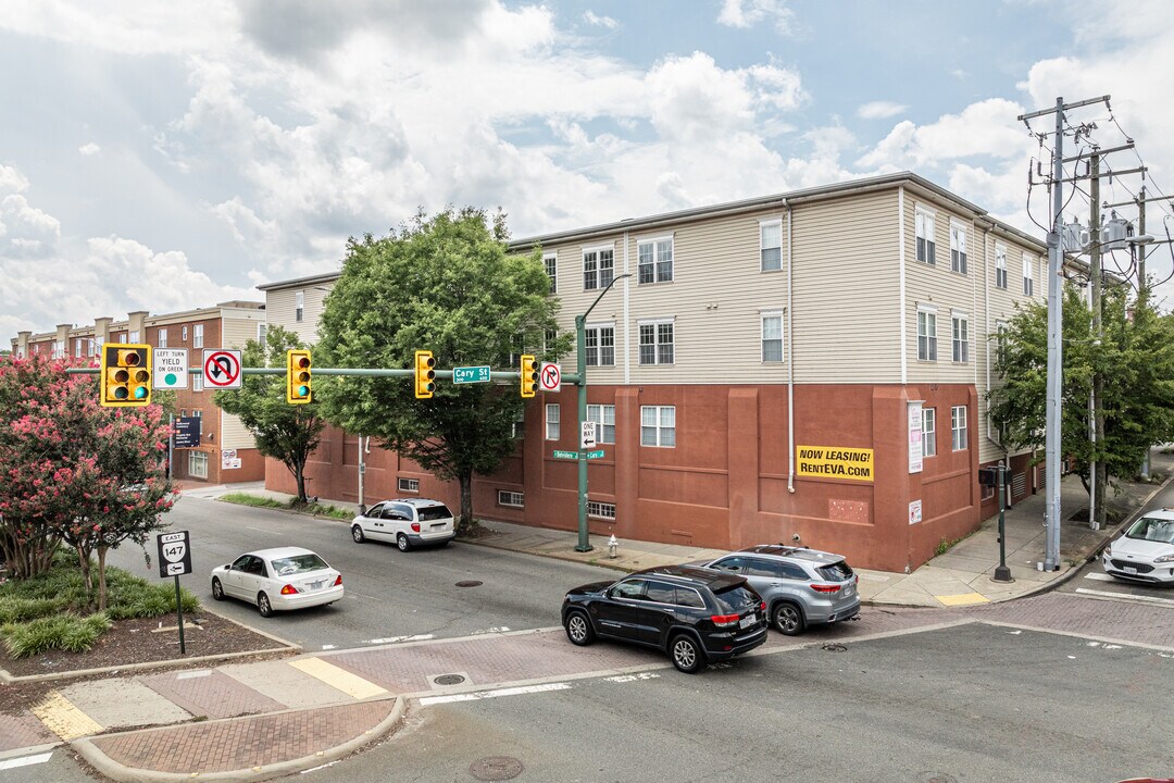 Cary Belvidere Apartments in Richmond, VA - Building Photo