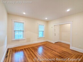 8-10 Lowell St in Somerville, MA - Building Photo - Building Photo