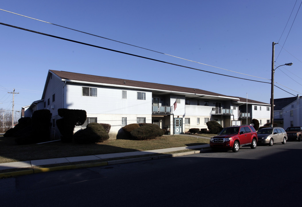 Topton Garden Apartments in Topton, PA - Building Photo