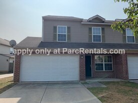 2940 Carson Dr in Indianapolis, IN - Building Photo