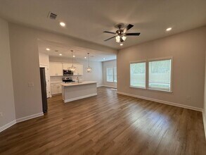 118 Azalea Dr in Freeport, FL - Building Photo - Building Photo