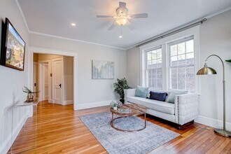 230 Massachusetts Ave in Arlington, MA - Building Photo - Building Photo