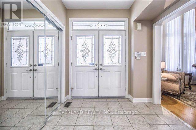 4 Hepatica St in Toronto, ON - Building Photo - Building Photo