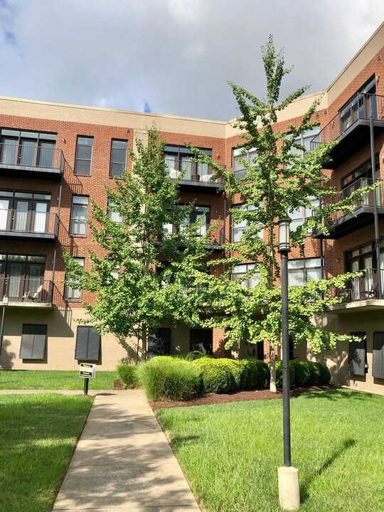 817 3rd Ave N-Unit -408 in Nashville, TN - Building Photo