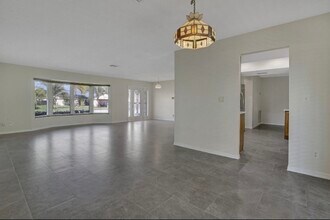 12186 Sycamore Ln in Wellington, FL - Building Photo - Building Photo