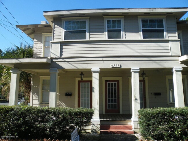 property at 1736 Naldo Ave