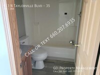 913 N Taylorville Blvd photo'