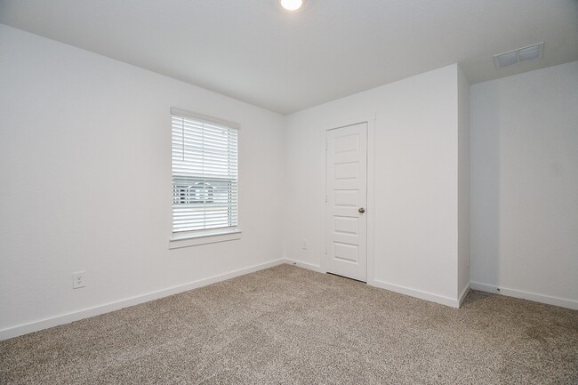 property at 31715 Hallington Hl Ln