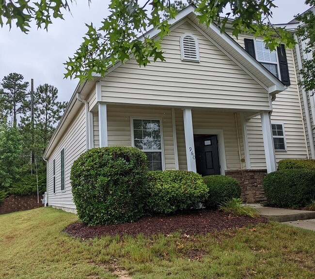 property at 960 Cinnamon Dr