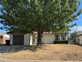 13908 Jeffrey Dr in Edmond, OK - Building Photo