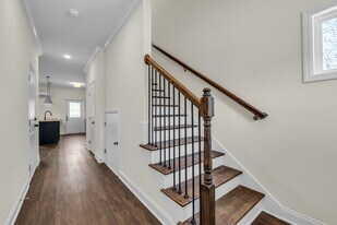 5563 Stream Ln in Chattanooga, TN - Building Photo