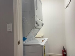 43-71 161st St in Queens, NY - Building Photo - Building Photo