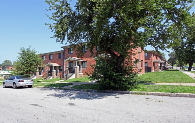 901-922 Garfield Ave in Kansas City, MO - Foto de edificio - Building Photo