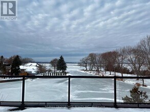 602 Lake Dr S in Georgina, ON - Building Photo - Building Photo