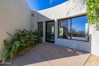 11209 E Dale Ln in Scottsdale, AZ - Building Photo - Building Photo