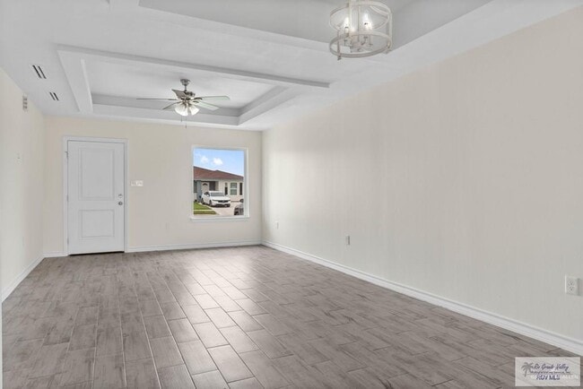 19 Seminole Ln in Brownsville, TX - Building Photo - Building Photo