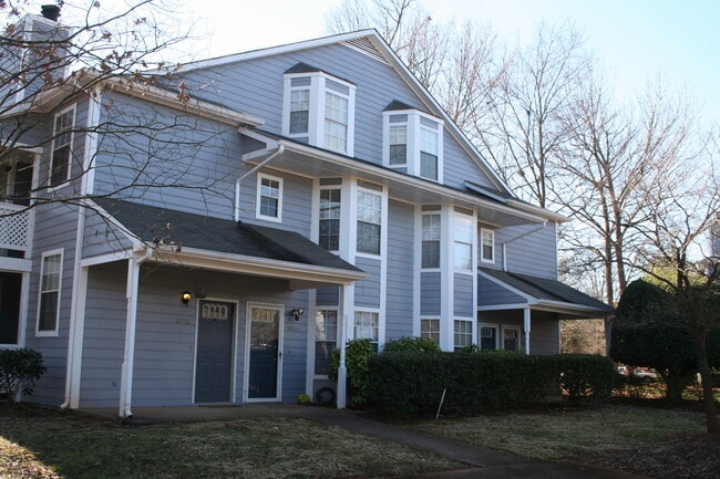 6010 Treetop Ct in Charlotte, NC - Building Photo - Building Photo