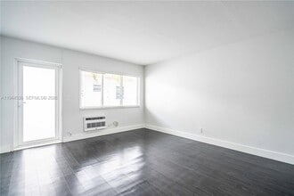 7311 Byron Ave in Miami Beach, FL - Building Photo - Building Photo