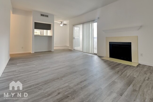 6500 Harbor Town Dr, Unit 909 in Houston, TX - Building Photo - Building Photo