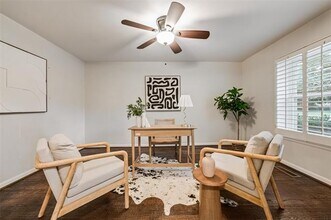 6848 Town N Dr in Dallas, TX - Building Photo - Building Photo