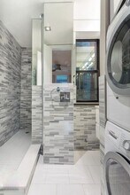 East 116th Street, Unit 3C in New York, NY - Building Photo - Building Photo