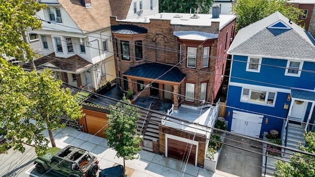 41 47th St in Weehawken, NJ - Building Photo - Building Photo