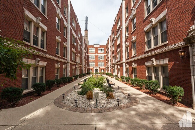property at 546 W Surf St