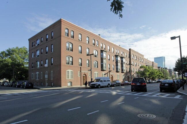 607-621 Columbus Ave