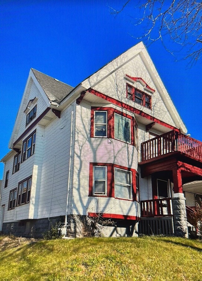 property at 1632 N 34th St