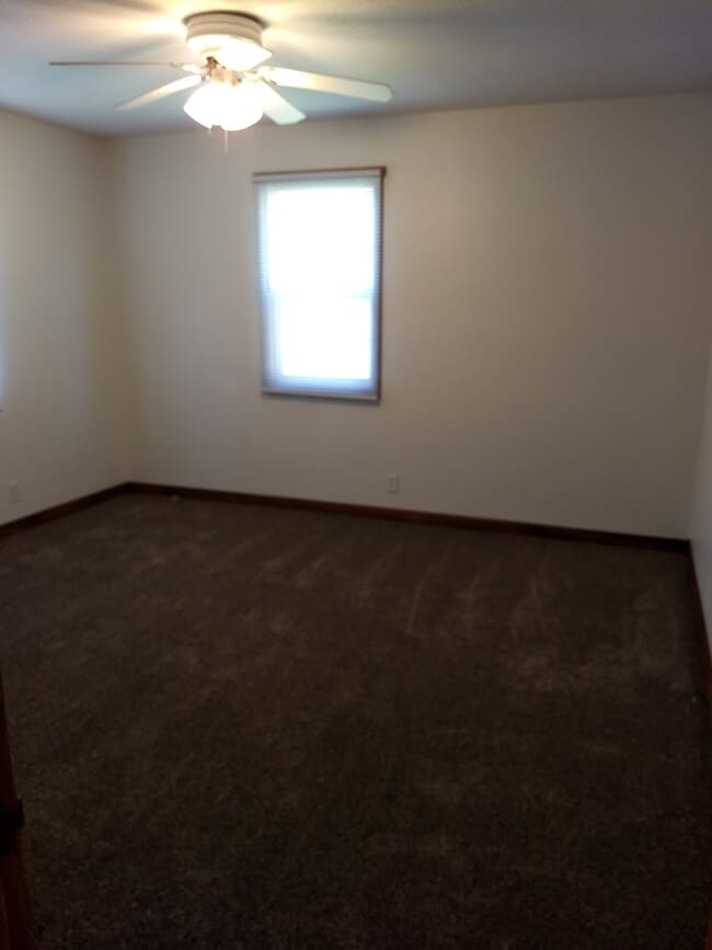 300 Oak St in Norfolk, NE - Building Photo - Building Photo