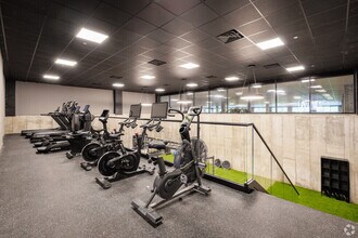 201 Newark Pompton Turnpike in Little Falls, NJ - Building Photo - Building Photo