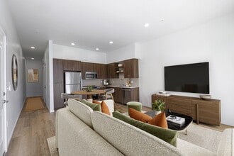 Oliver Bainbridge in Bainbridge Island, WA - Building Photo - Building Photo