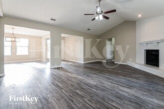 14122 Crystal Cove Dr in Jacksonville, FL - Building Photo - Building Photo