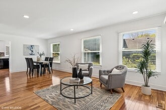 1912 Seton Hall Dr in Naperville, IL - Building Photo - Building Photo