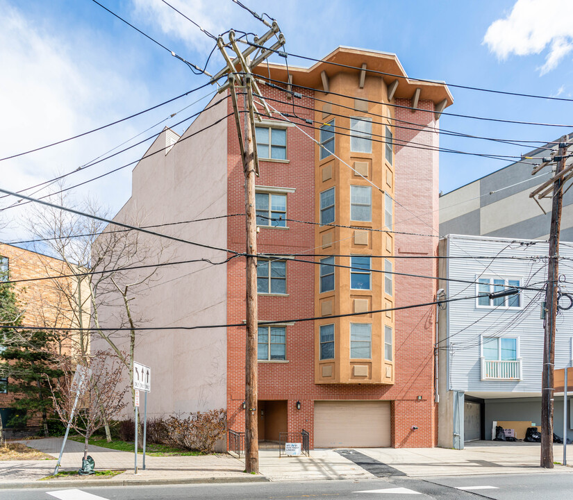 62 Paterson Ave in Hoboken, NJ - Foto de edificio