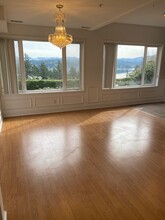 17008 SE 14th Ln in Bellevue, WA - Foto de edificio - Building Photo