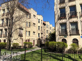 1430 W Farwell Ave, Unit 2S in Chicago, IL - Building Photo