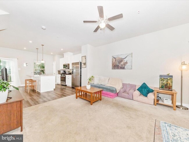 property at 7129 Bodkin Wy