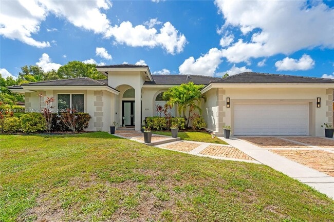 property at 529 Curtiss Pkwy