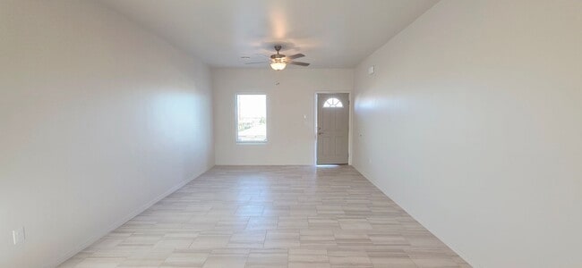 4007 Tyler Ave-Unit -Unit B in El Paso, TX - Foto de edificio - Building Photo