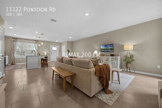 13322 Pontoon Rd in Winter Garden, FL - Building Photo - Building Photo