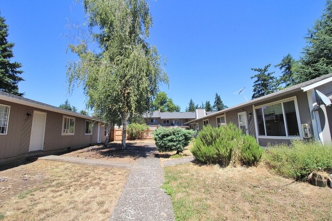 13217-13225 SE Powell Blvd