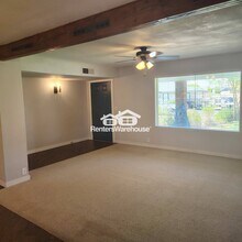 1557 E Grove Ave in Mesa, AZ - Building Photo - Building Photo