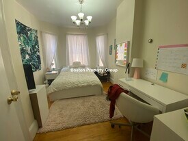 87 Hillside St, Unit 3 in Boston, MA - Building Photo